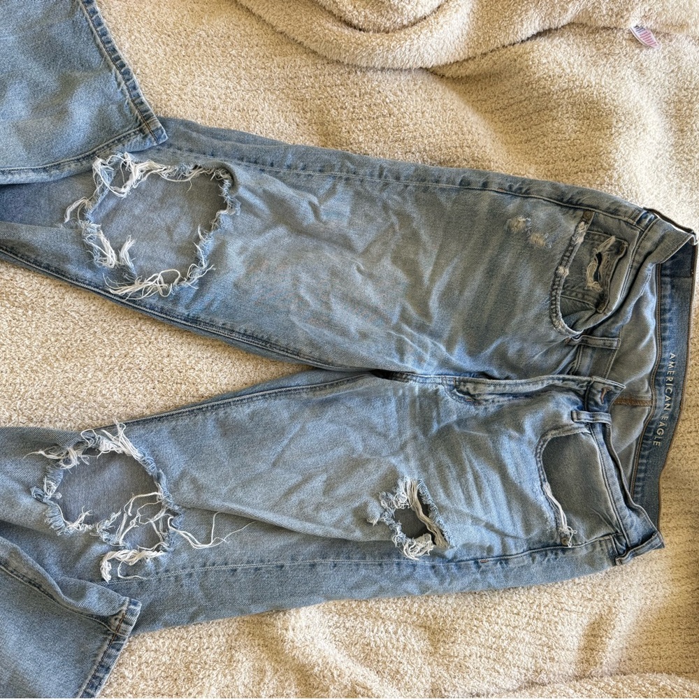 American Eagle Distressed Jeans